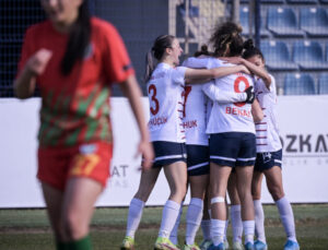 Kadın Futbolunda Ankara Büyükşehir Belediyesi FOMGET, Evinde Amed Sportif Faaliyetler’i Mağlup Etti