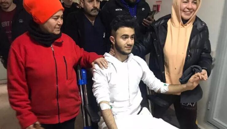Adana Demirspor, Enkazdan Kurtarılan Genç Futbolcu Adnan Muhammet Korkut’a Sahip Çıktı