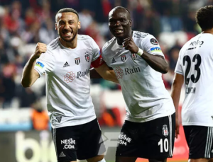 Beşiktaş, Antalyaspor’u 3-1 Mağlup Ederek 11 Maçlık Yenilmezlik Serisini Sürdürdü ve Fenerbahçe’yi Geride Bıraktı