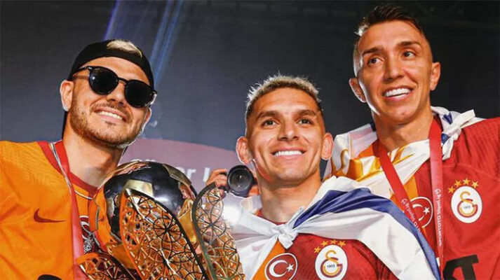 Icardi’nin Geleceği Belirsiz: Galatasaray’da Kalacak mı? Takım Arkadaşı Torreira’dan Çağrı Geldi