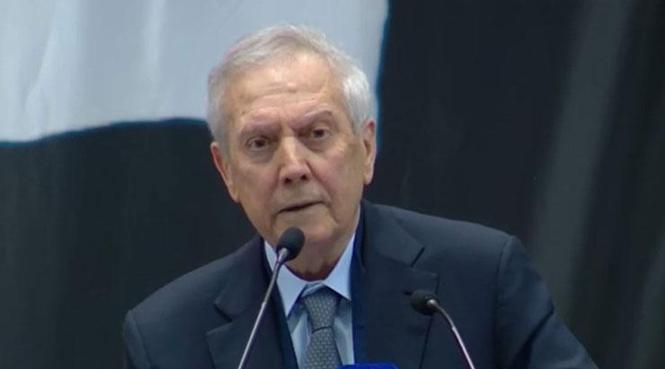 'Hep çelişki var!'